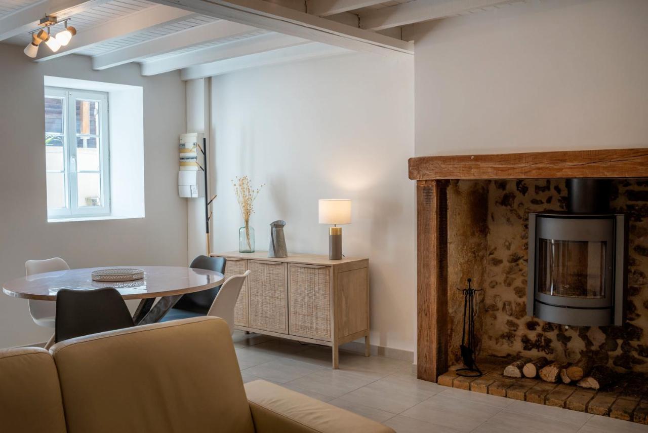 Au Coeur Du Village Bassillac Perigueux 外观 照片